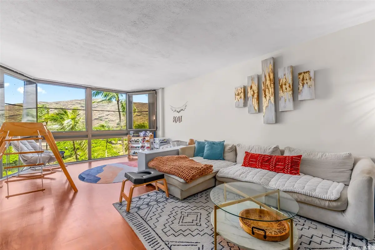 531 Hahaione Street #6C, Honolulu, HI 96825 - #1
