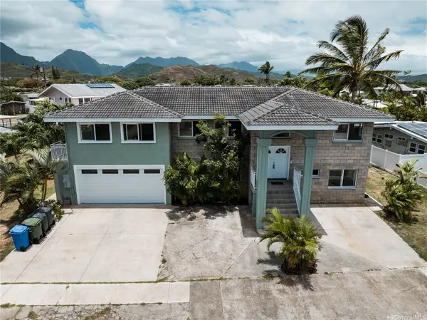 646 Wanaao Road, Kailua, HI 96734
