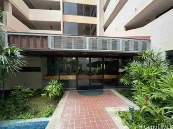 555 Hahaione Street #6D, Honolulu, HI 96825