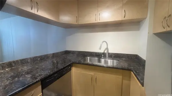 876 Curtis Street #2107, Honolulu, HI 96813