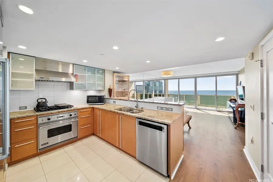 1177 Queen Street #4002, Honolulu, HI 96814 - #2