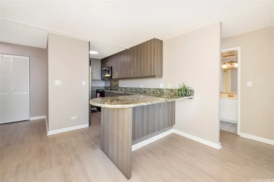 1054 Green Street #808, Honolulu, HI 96822 - #2