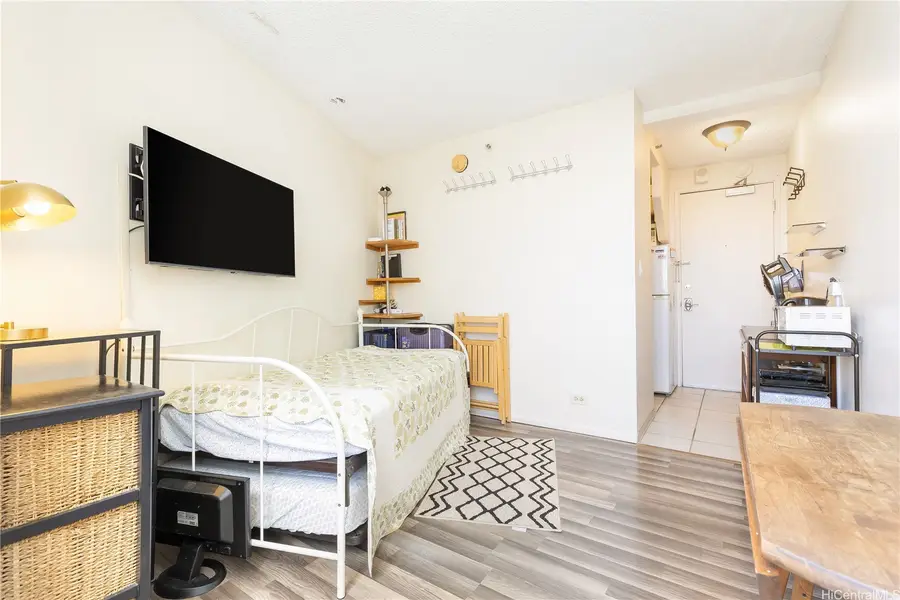 134 Kapahulu Avenue #907, Honolulu, HI 96815 - #3