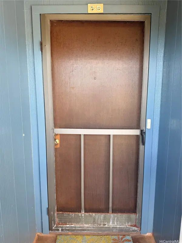 94-615 Kahakea Street #5B, Waipahu, HI 96797