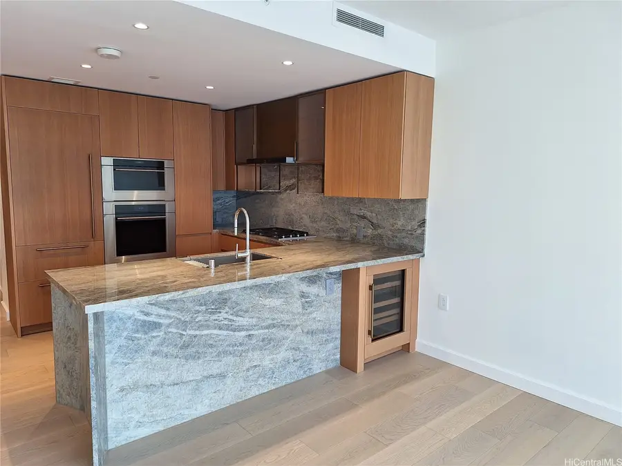 1100 Ala Moana Boulevard #1007, Honolulu, HI 96814 - #3