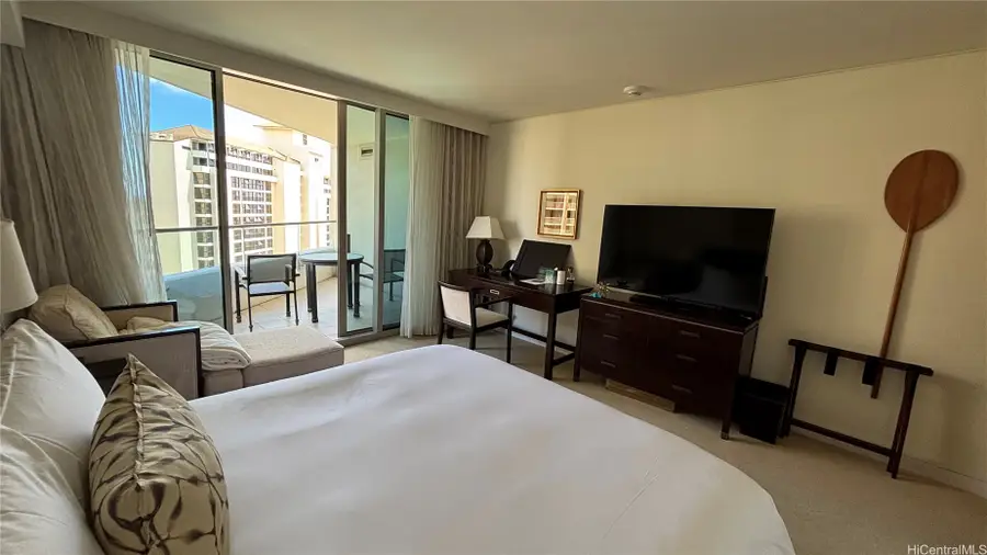 223 Saratoga Road #1318, Honolulu, HI 96815 - #2