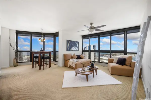 600 Queen Street #3809, Honolulu, HI 96813