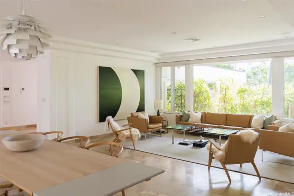 4714 Kahala Avenue, Honolulu, HI 96816