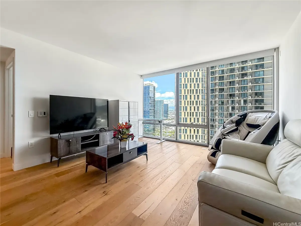 1001 Queen Street #2505, Honolulu, HI 96814 - #1