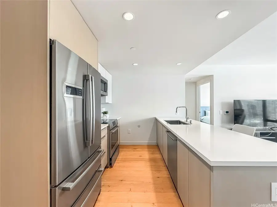 1001 Queen Street #2505, Honolulu, HI 96814 - #2