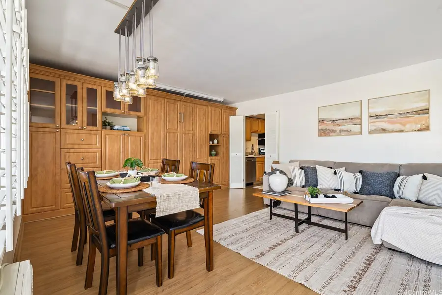 1020 Green Street #711, Honolulu, HI 96822 - #2