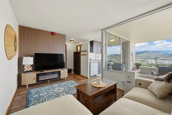 2421 Tusitala Street #2201, Honolulu, HI 96815