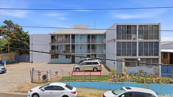 94-133 Pupupuhi Street #203, Waipahu, HI 96797