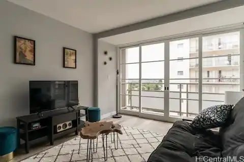 445 Kaiolu Street #812, Honolulu, HI 96815 - #1