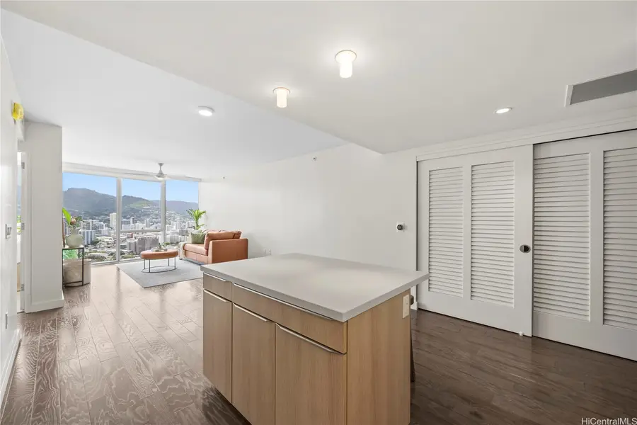 888 Kapiolani Boulevard #3911, Honolulu, HI 96813 - #3