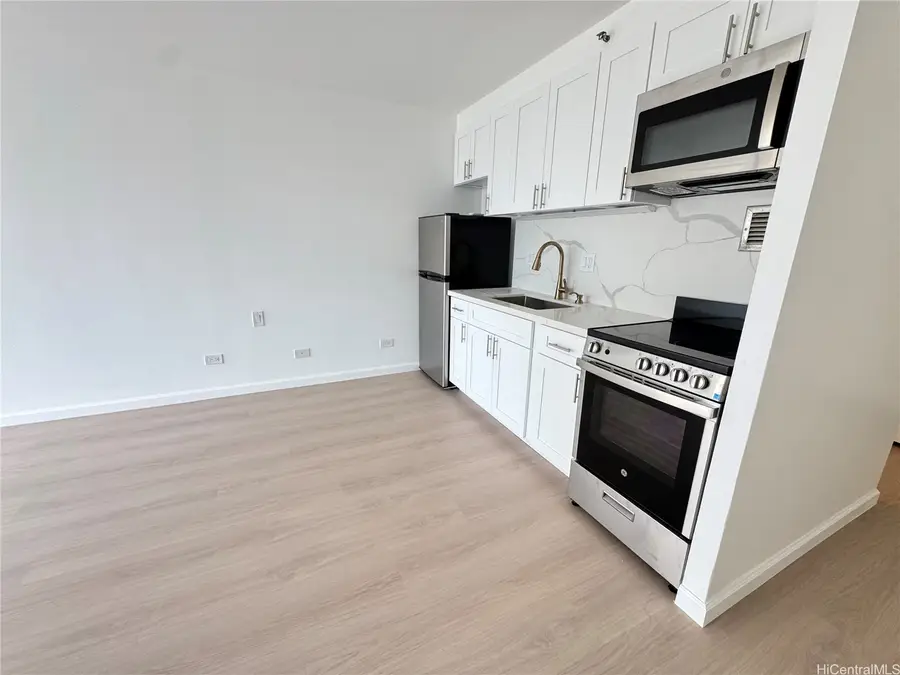 364 Seaside Avenue #812, Honolulu, HI 96815 - #3