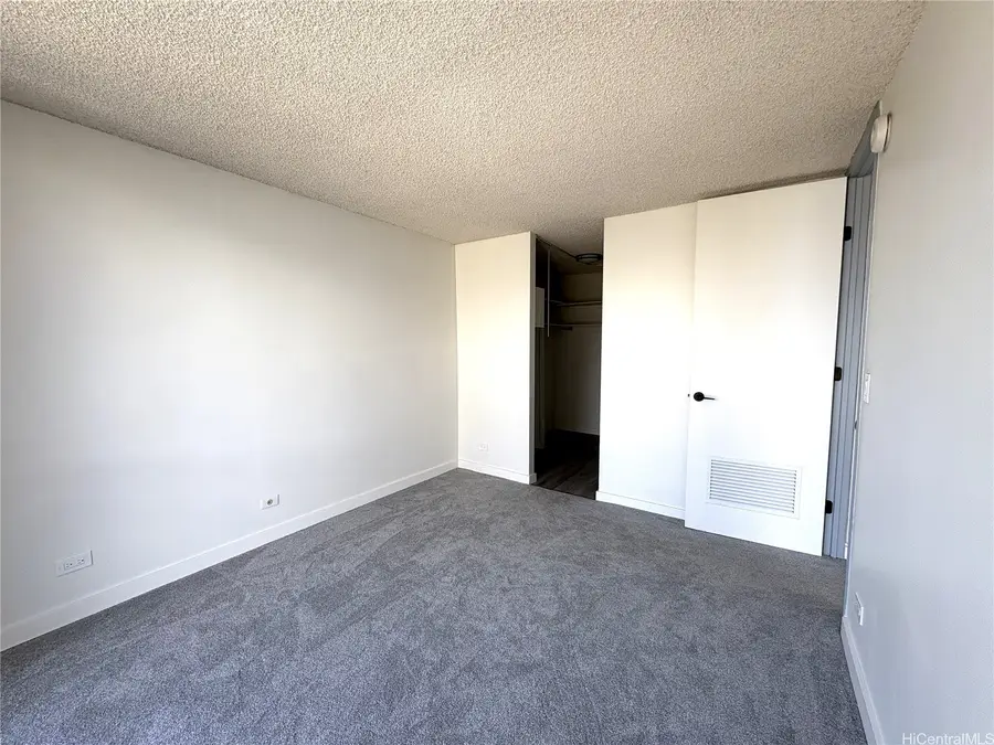 1925 Kalakaua Avenue #1407, Honolulu, HI 96815 - #3