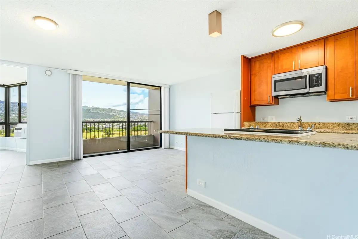 320 Liliuokalani Avenue #1504, Honolulu, HI 96815 - #1