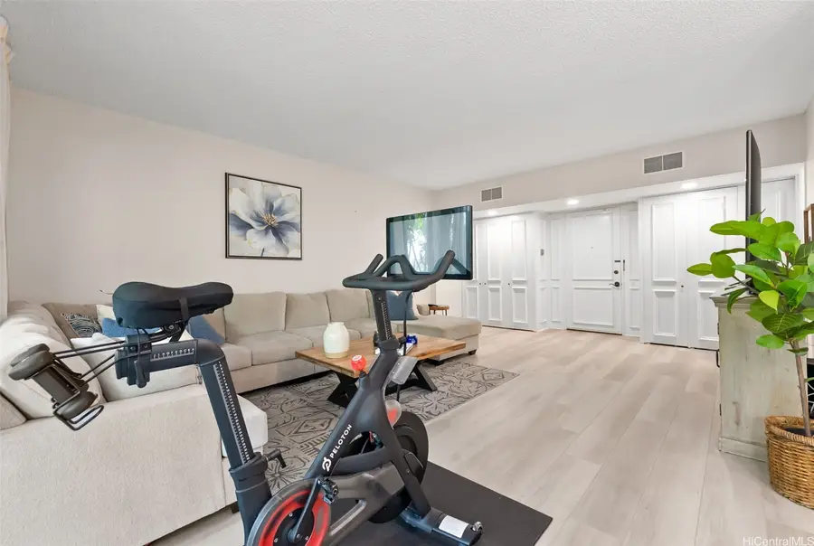 4999 Kahala Avenue #202, Honolulu, HI 96816 - #2