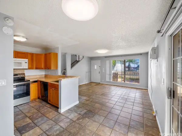 94-1473 Waipio Uka Street #I108, Waipahu, HI 96797