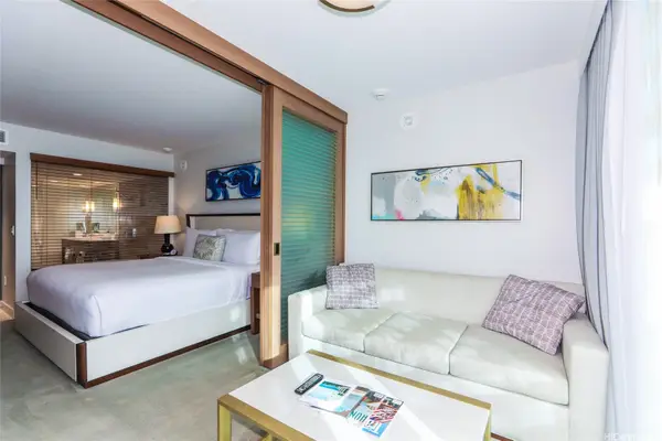 2139 Kuhio Avenue #1108, Honolulu, HI 96815