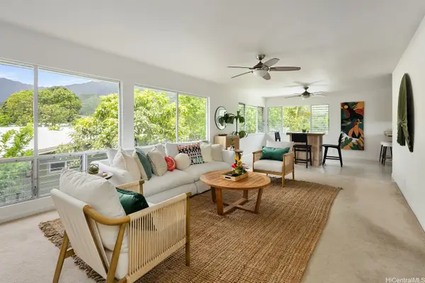 1031 Lunaai Place, Kailua, HI 96734