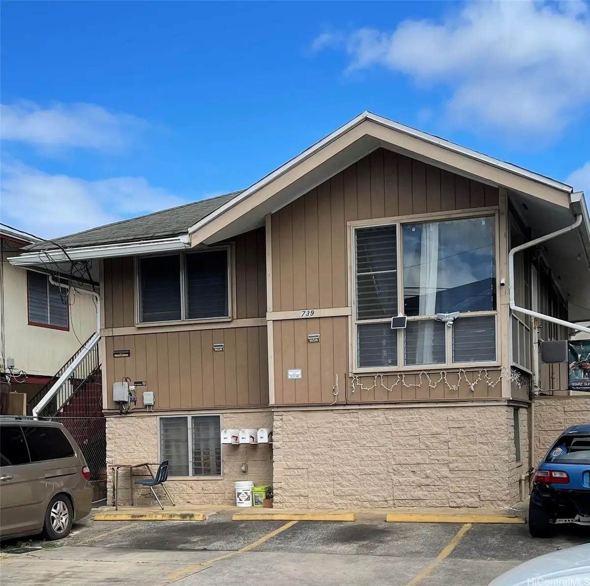 739 Gulick Avenue #B, Honolulu, HI 96819 - #1