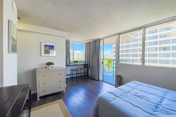 444 Kanekapolei Street #810, Honolulu, HI 96815