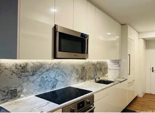 987 Queen Street #3405, Honolulu, HI 96814