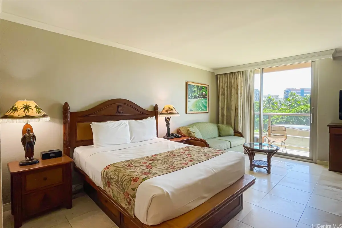 2045 Kalakaua Avenue #209, Honolulu, HI 96815 - #1