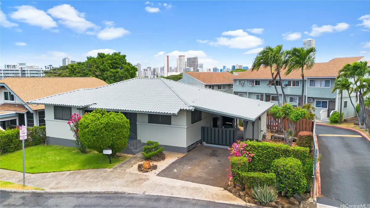 1018 2nd Avenue, Honolulu, HI 96816 - #1