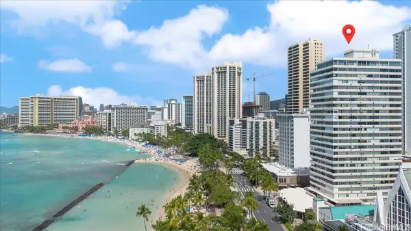 2500 Kalakaua Avenue #2203, Honolulu, HI 96815