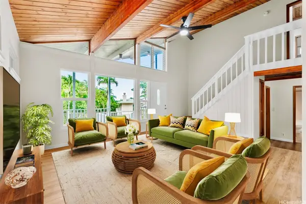44-130 Kahinani Way, Kaneohe, HI 96744