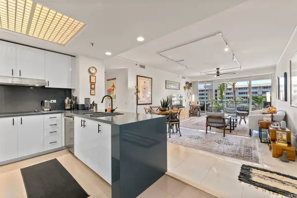1 Keahole Place #3406, Honolulu, HI 96825