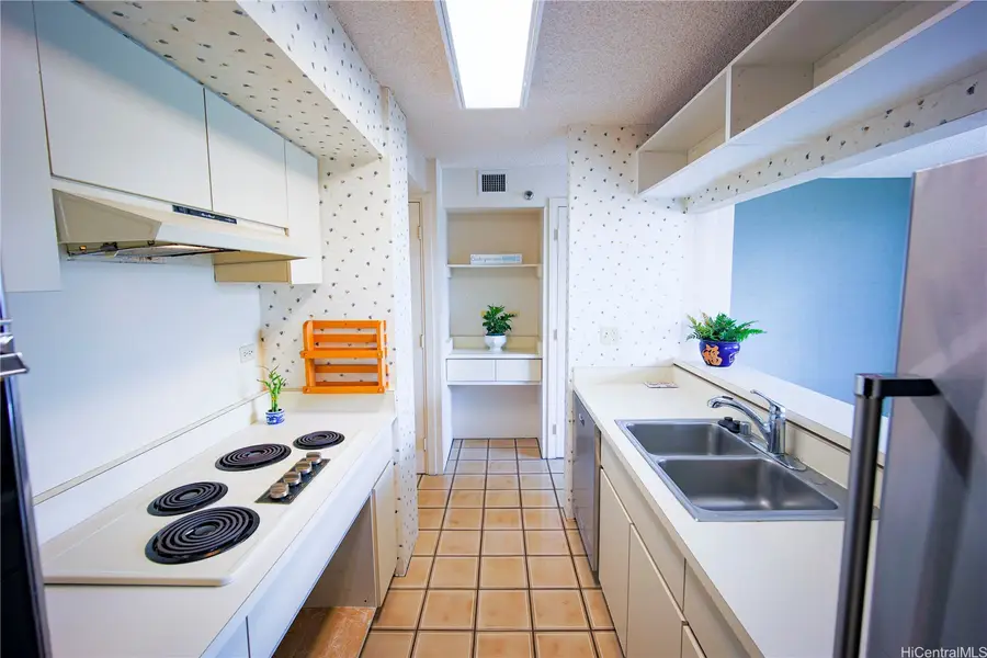 2232 Kapiolani Boulevard #404, Honolulu, HI 96826 - #3