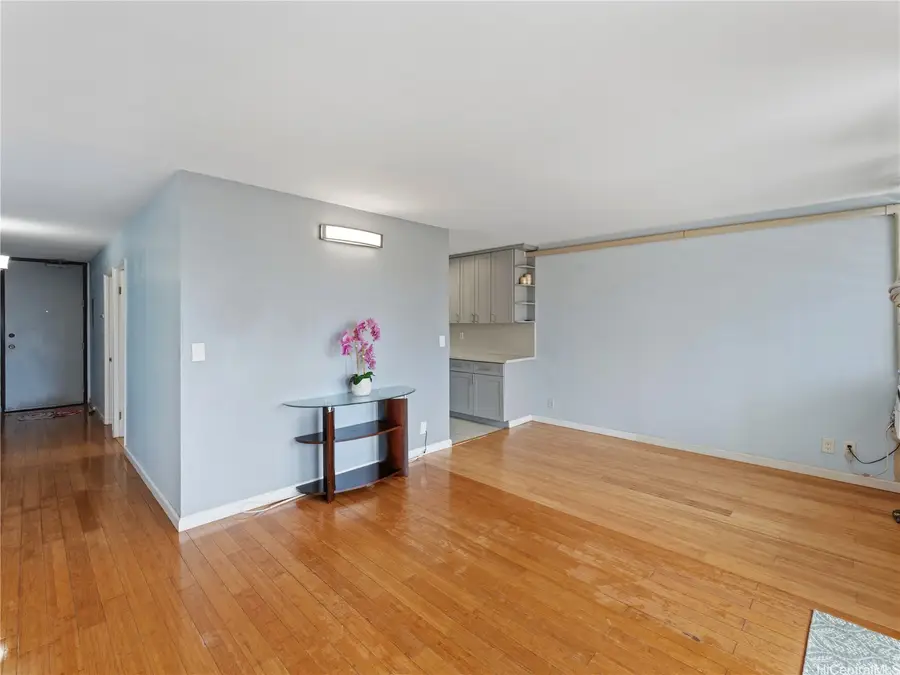 2092 Kuhio Avenue #1105, Honolulu, HI 96815 - #2