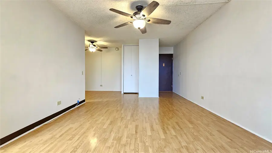2740 Kuilei Street #2204, Honolulu, HI 96826 - #2