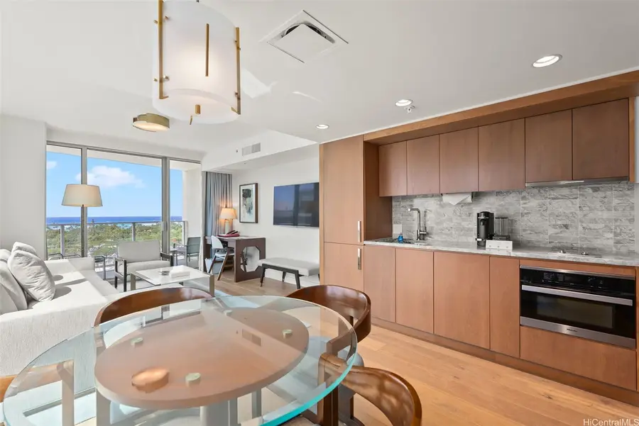 2139 Kuhio Avenue #1212, Honolulu, HI 96815 - #3