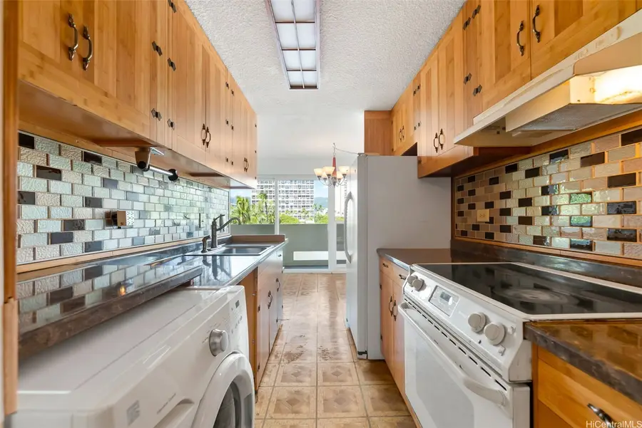 2085 Ala Wai Boulevard #A32, Honolulu, HI 96815 - #2