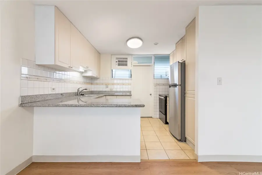 1219 Kokea Street #E304, Honolulu, HI 96817 - #3