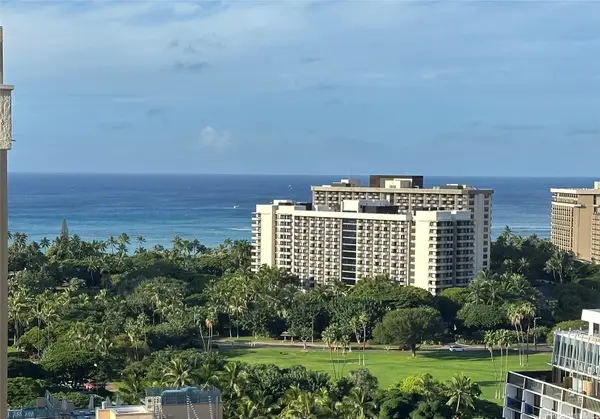 421 Olohana Street #2004, Honolulu, HI 96815