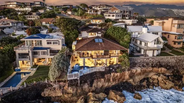 4240 Kaikoo Place, Honolulu, HI 96816