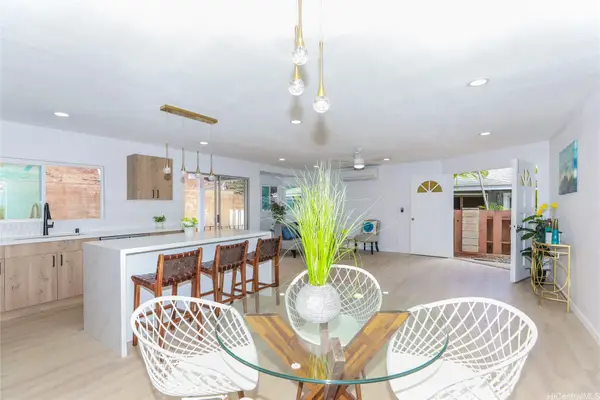 94-794 Kaaka Street, Waipahu, HI 96797