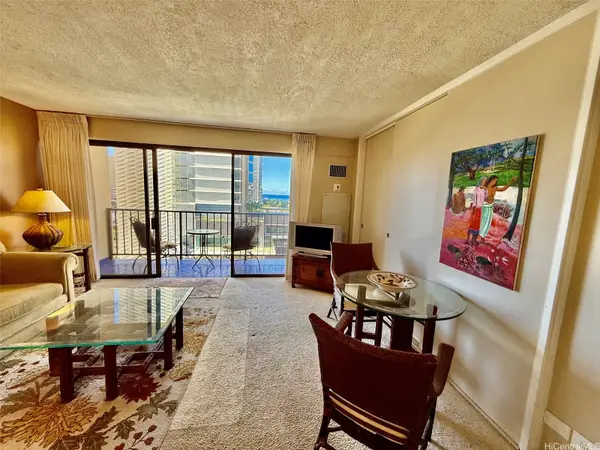 2140 Kuhio Avenue #1105, Honolulu, HI 96815