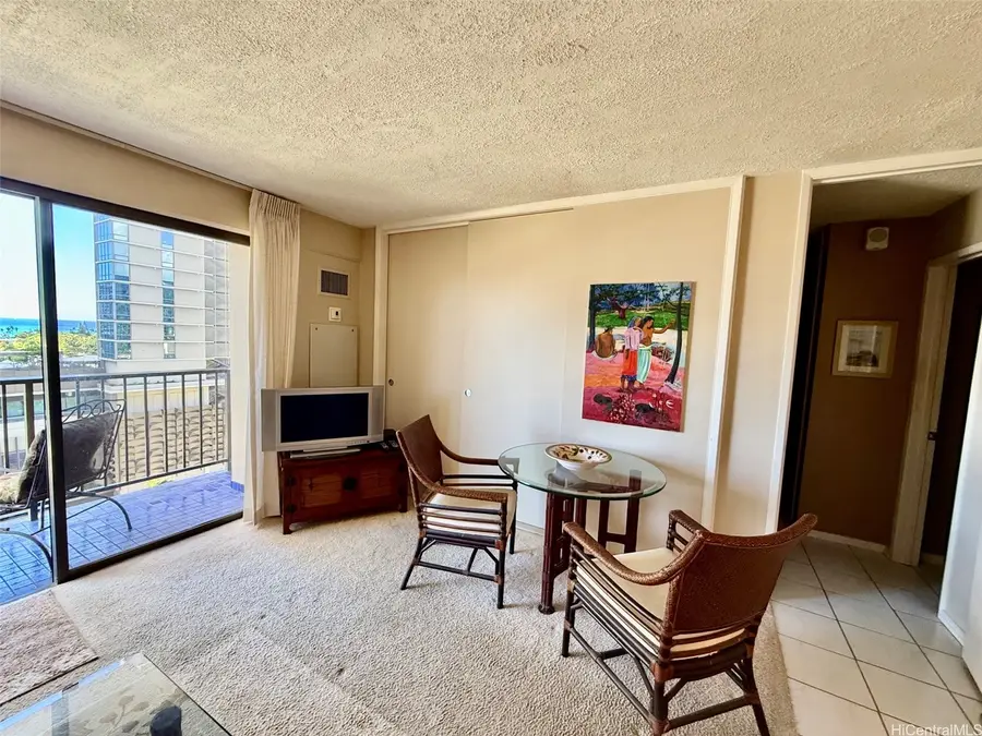 2140 Kuhio Avenue #1105, Honolulu, HI 96815 - #2