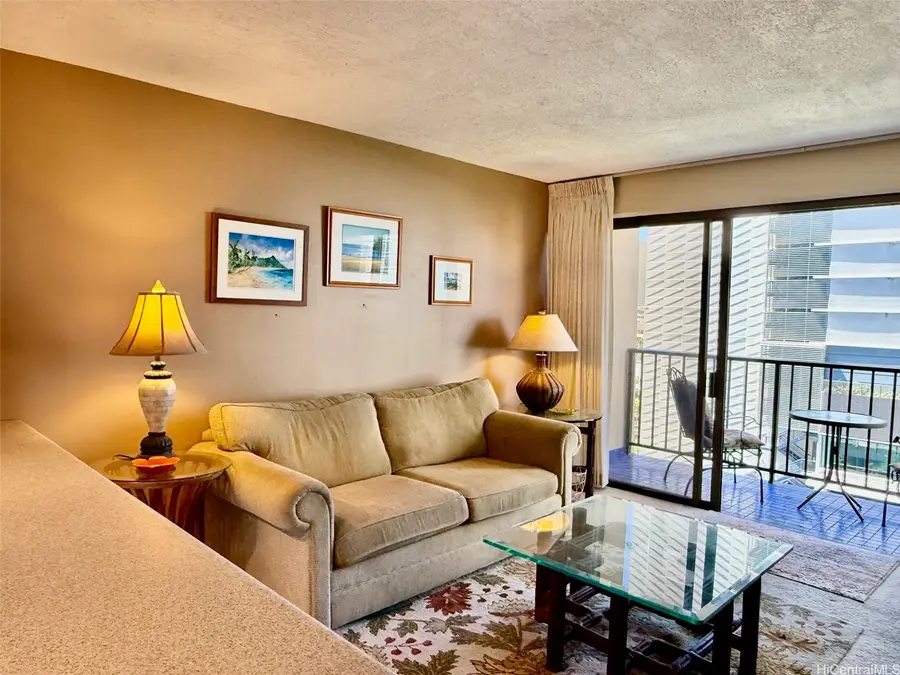 2140 Kuhio Avenue #1105, Honolulu, HI 96815 - #3
