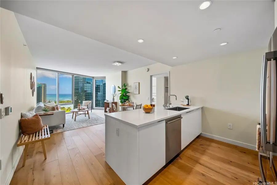 1001 Queen Street #3206, Honolulu, HI 96814 - #2