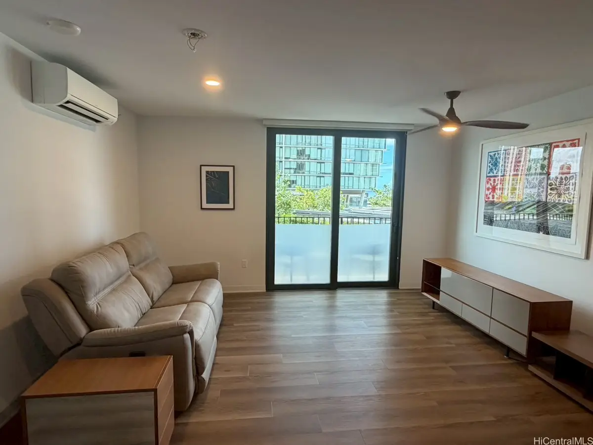 987 Queen Street #908, Honolulu, HI 96814 - #1