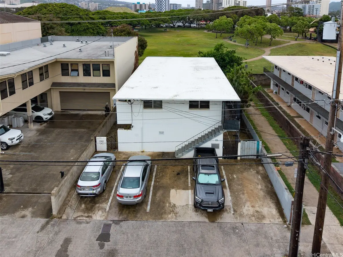 927 Makahiki Way, Honolulu, HI 96826 - #1