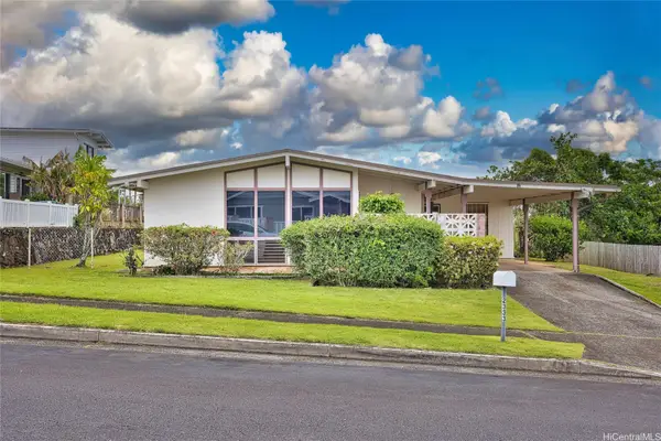 2333 Ahakapu Street, Pearl City, HI 96782